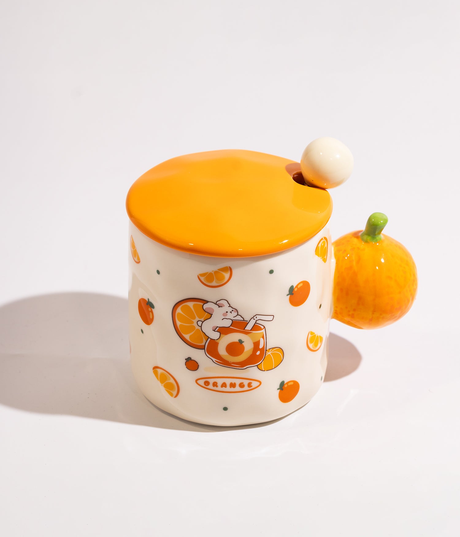 كوب سيراميك بتصميم مقبض على شكل فواكه مع غطاء وملعقة
