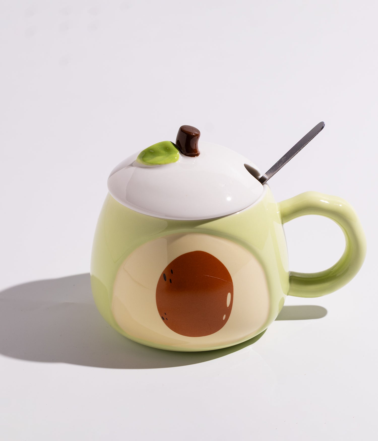 كوب سيراميك بتصميم فواكه مع غطاء وملعقة