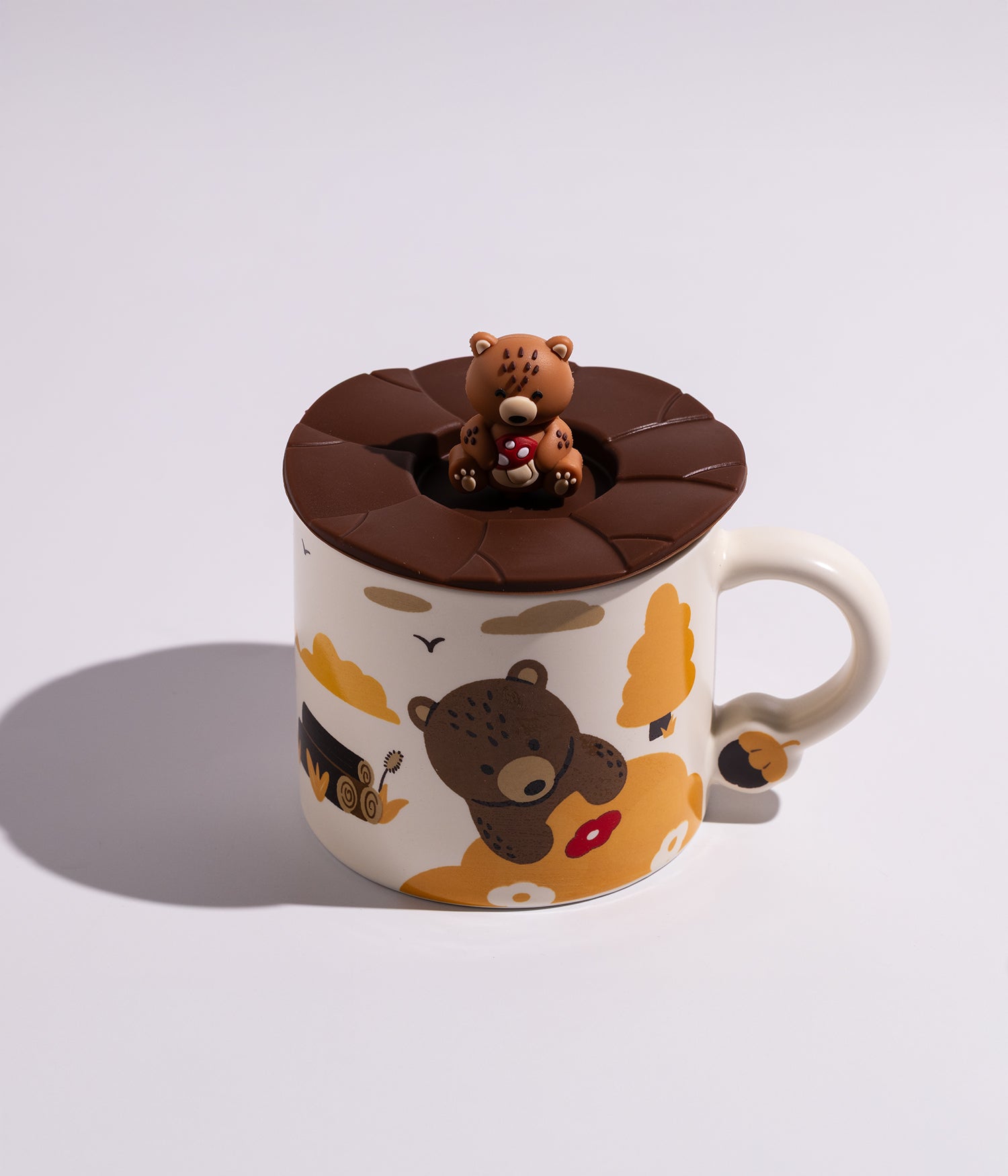 كوب سيراميك بتصميم دب في الغابة مع غطاء