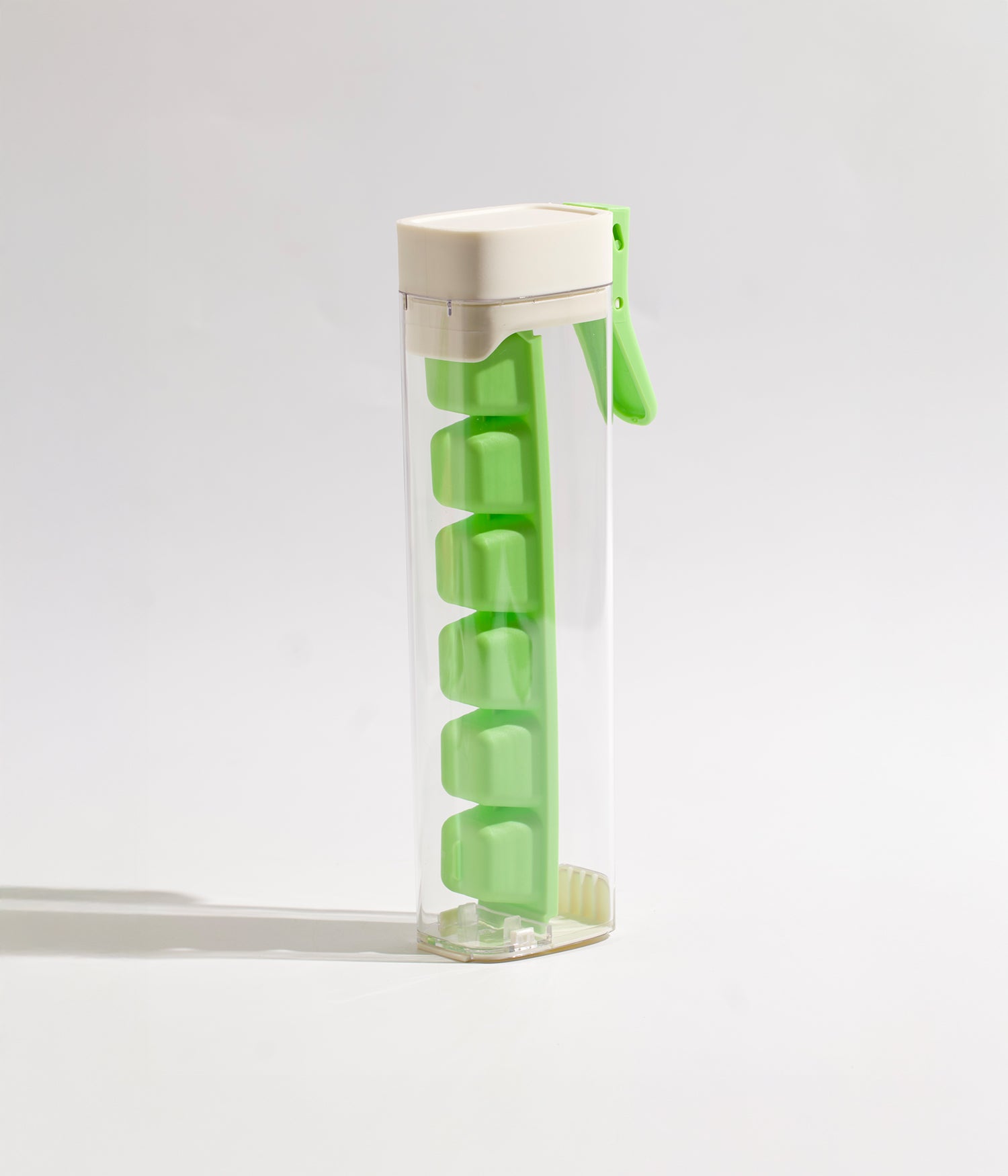 قالب مكعبات الثلج ب6 أقسام وتصميم مبتكر