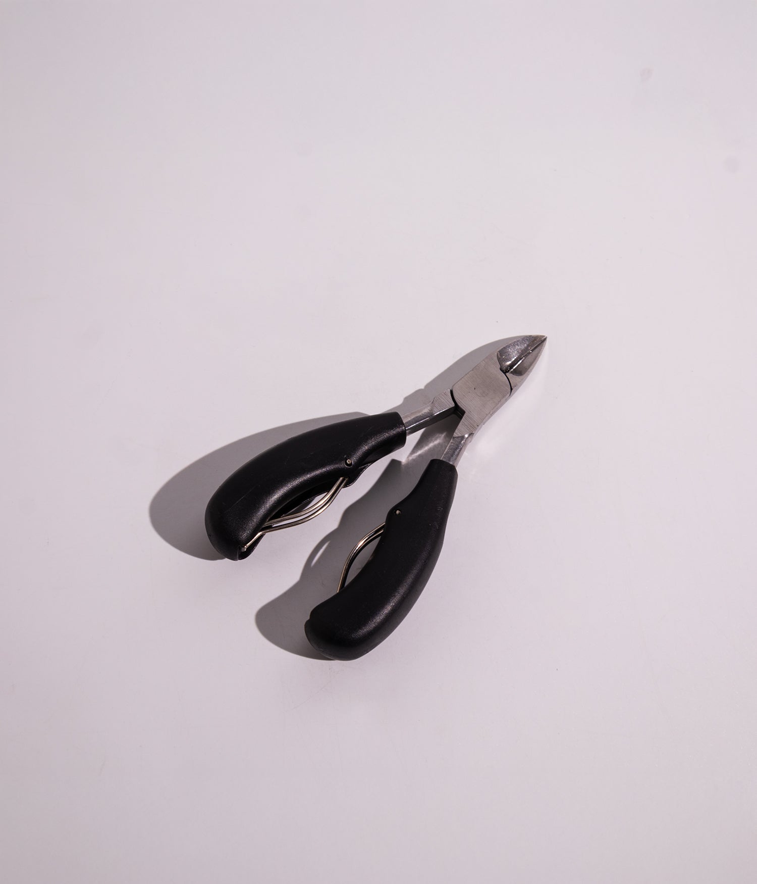 Cuticle nipper