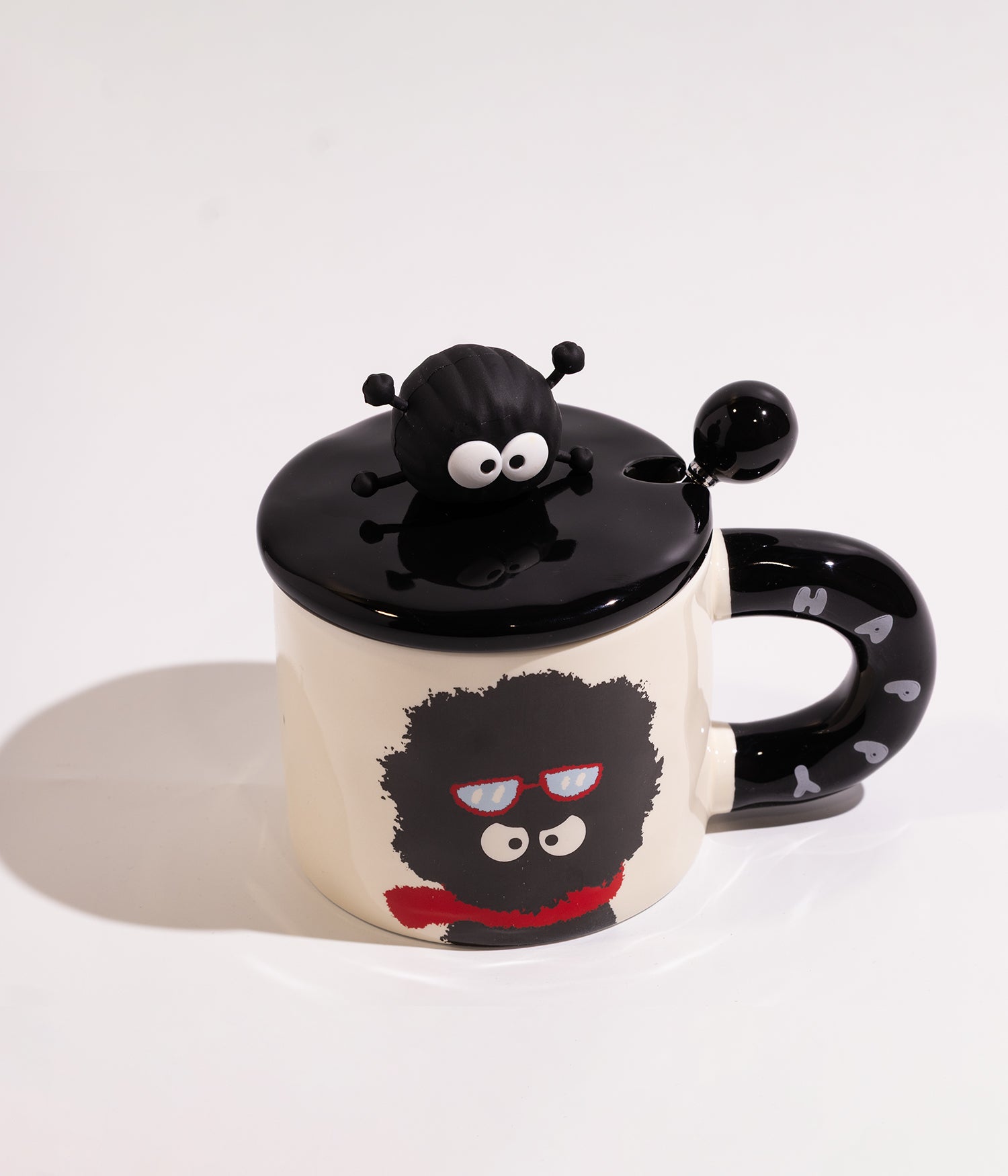 كوب سيراميك بتصميم خاروف بشخصيات مرحة مع غطاء ومزاز