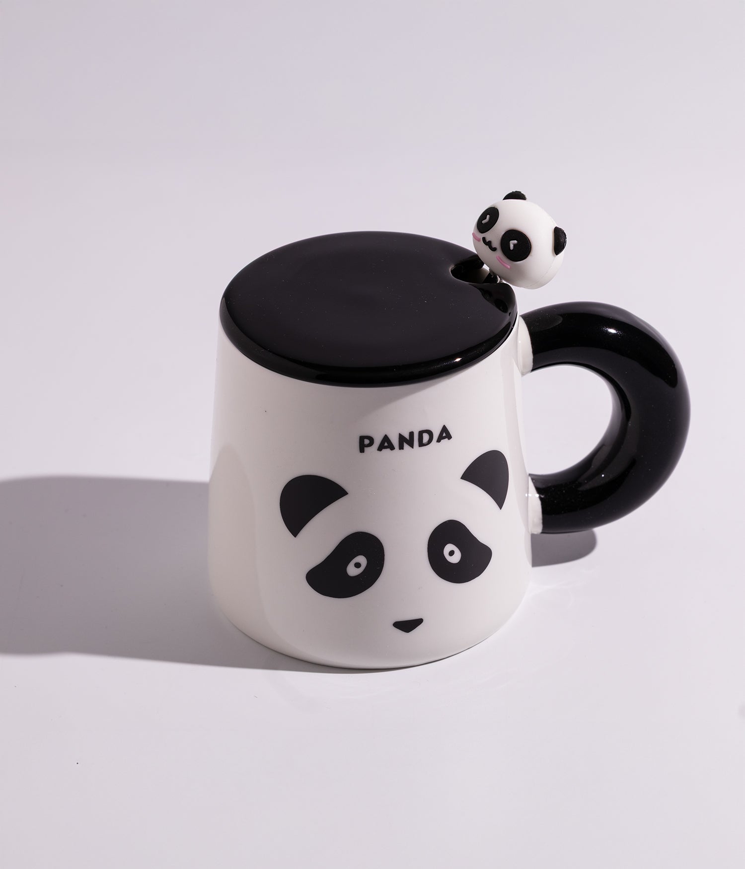 كوب قهوة سيراميك برسومات باندا مرح مع غطاء وملعقة