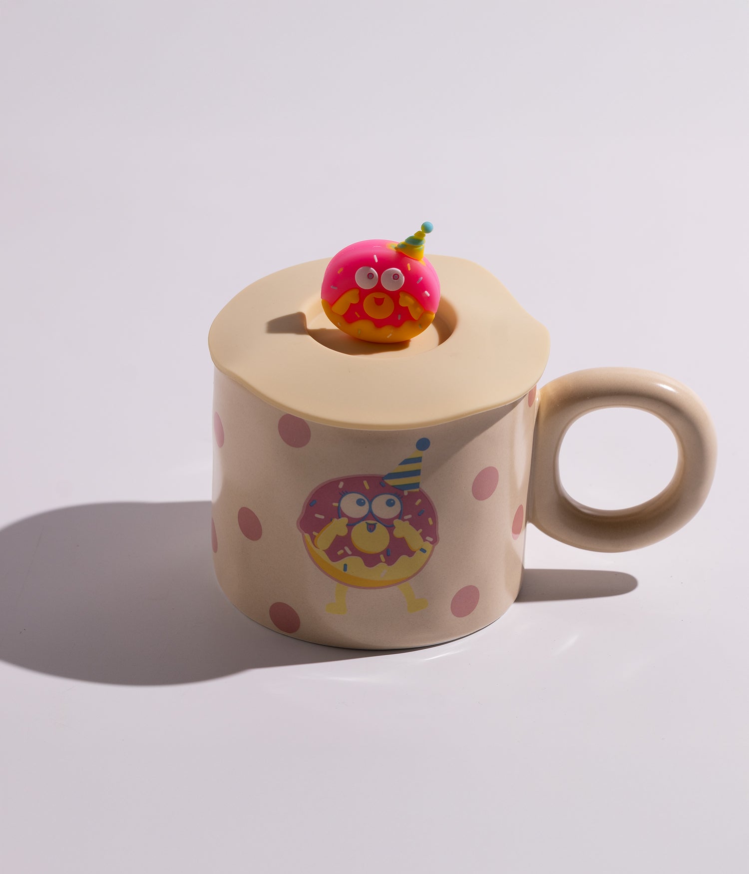 كوب سيراميك بتصميم مرح مع غطاء