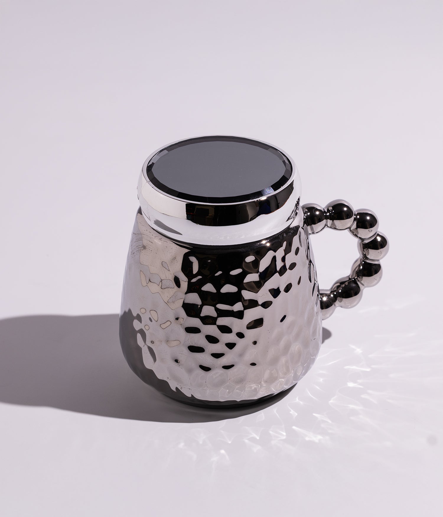 كوب قهوة سيراميك بمقبض لؤلؤ مع غطاء محكم الاغلاق