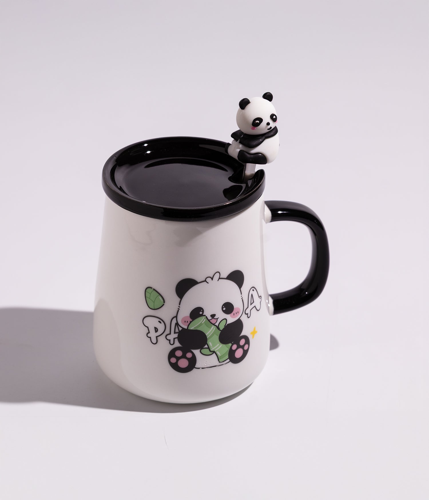 كوب سيراميك برسوم باندا المرح مع غطاء وملعقة