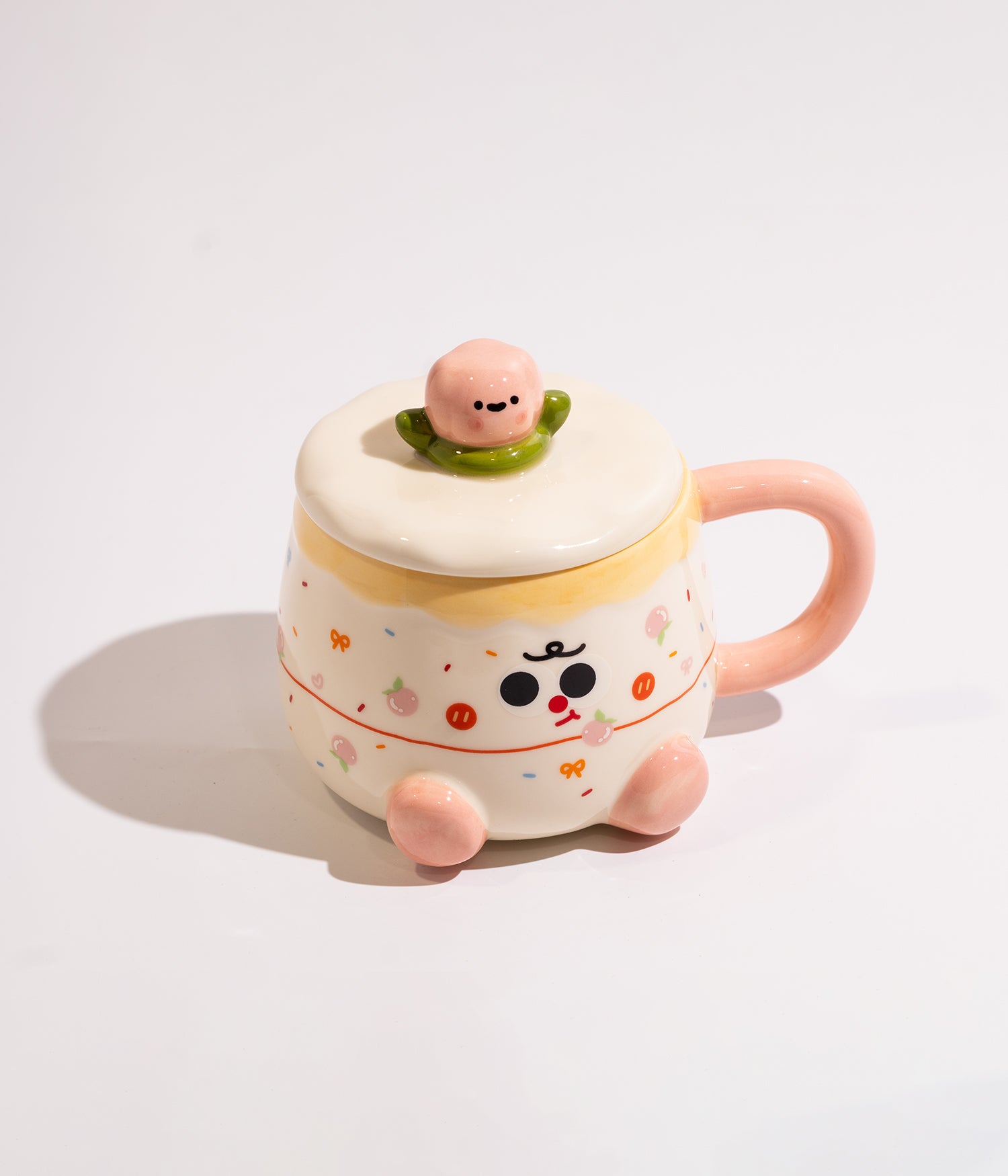 كوب سيراميك وبتصميم وجوه لطيفة ومرحة مع غطاء لحفظ الحرارة