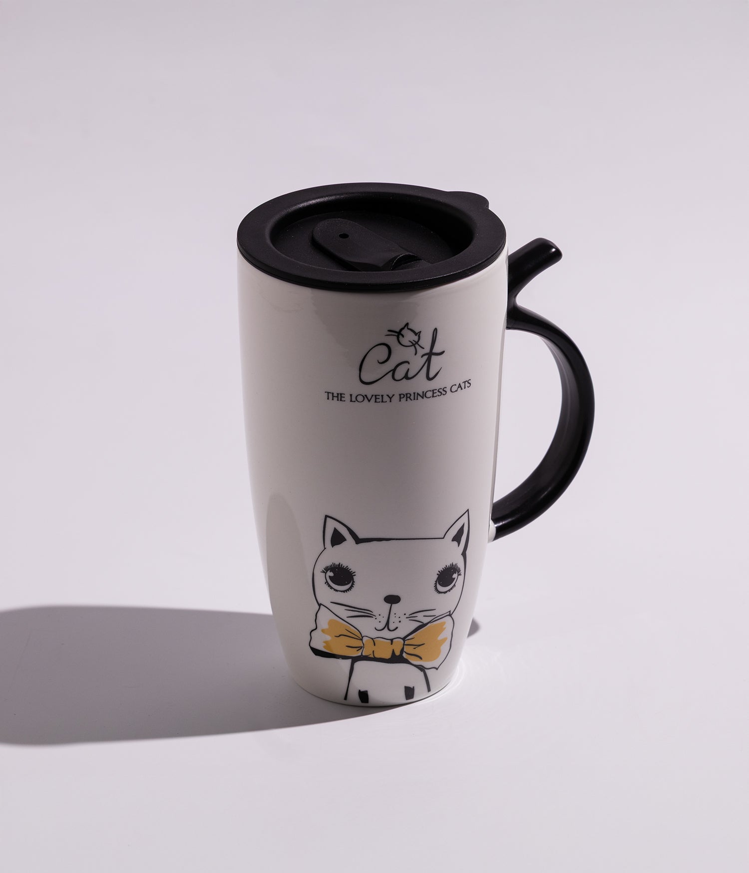 كوب سيراميك برسومات قطط وغطاء أسود لحفظ المشروبات