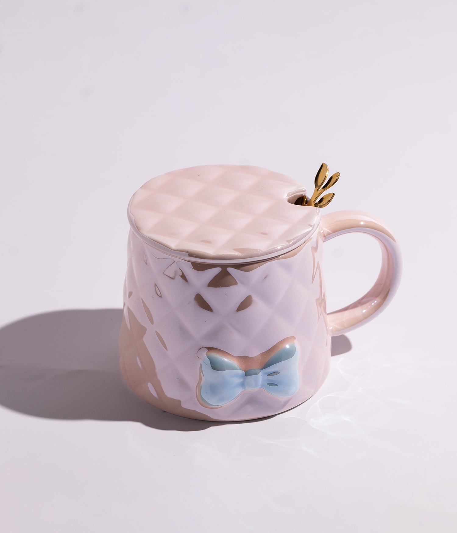 كوب سيراميك بتصميم كاروهات وبابيون مع غطاء وملعقة