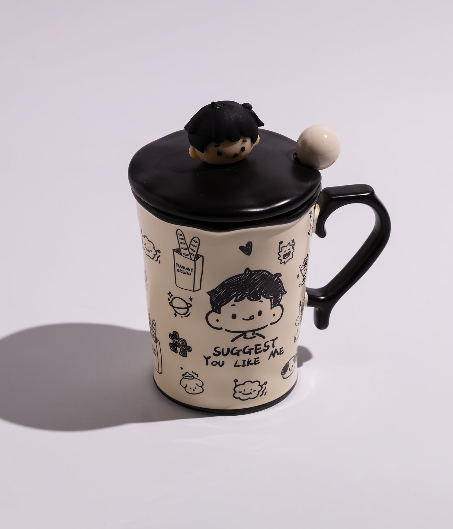 كوب سيراميك بتصميم شخصيات لطيفة مع غطاء وملعقة