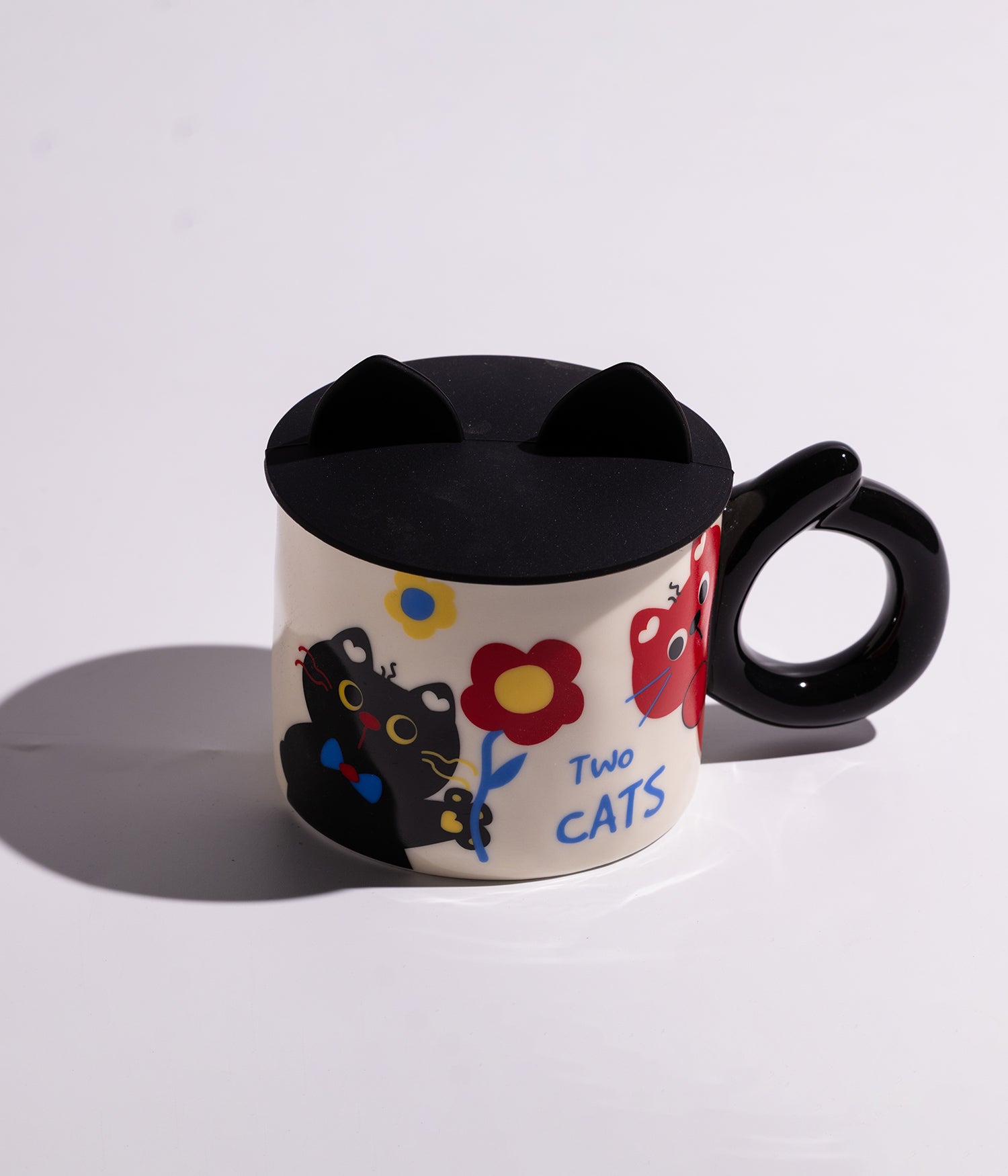 كوب سيراميك بتصميم وجه القطط المرحة مع غطاء بأذنين