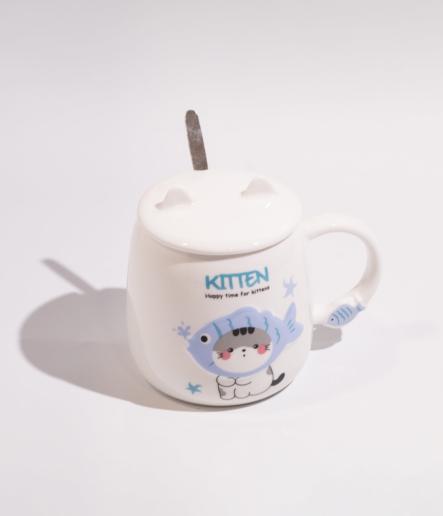 كوب قهوة سيراميك برسمة القطة والسمكة مع غطاء وملعقة