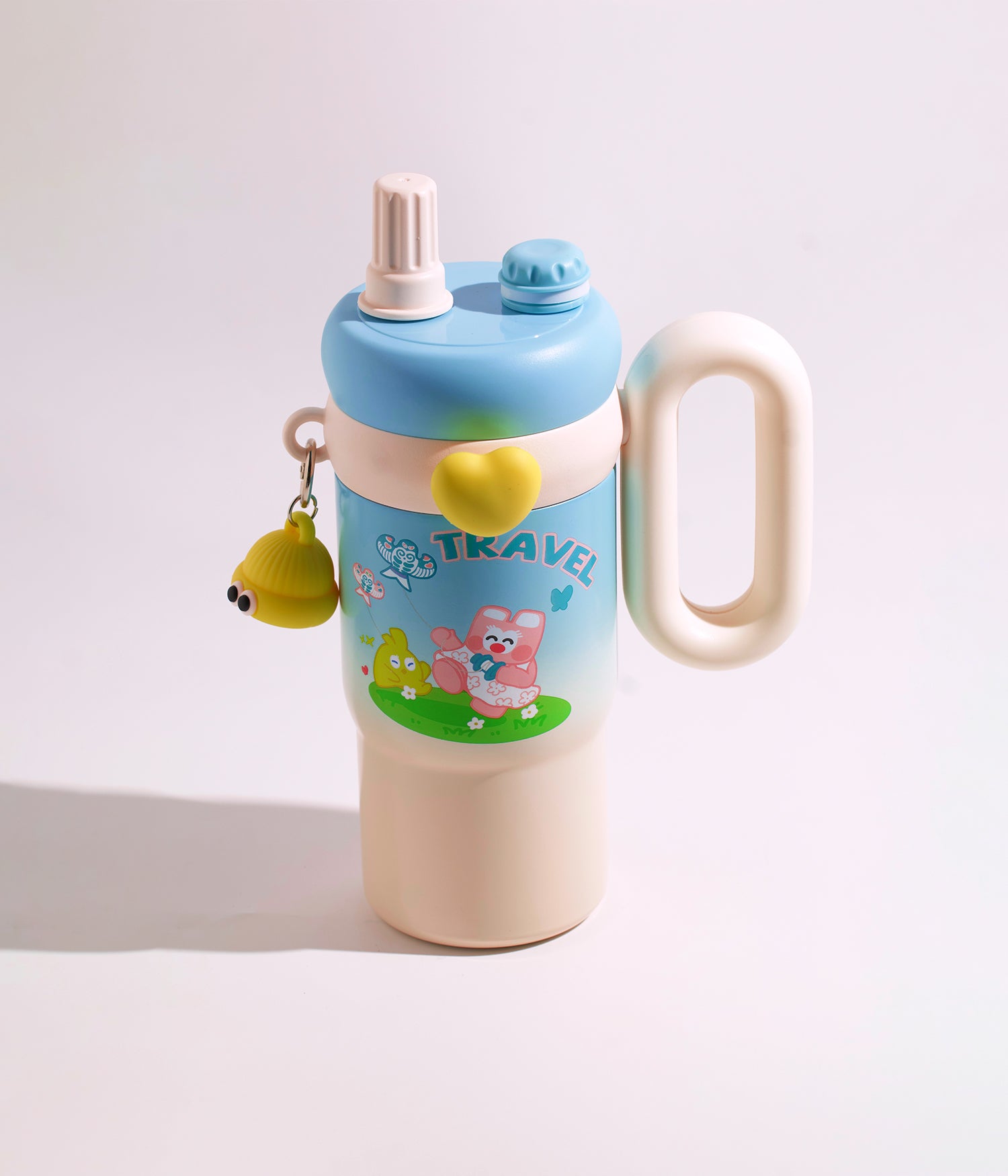 كوب حراري مخصص للأطفال مصنوع من ستانلس ستيل، يحتوي على غطاء محكم مع مزاز للشرب. متوفر باللون الأزرق، ويصلح للاستخدام اليومي للمشروبات