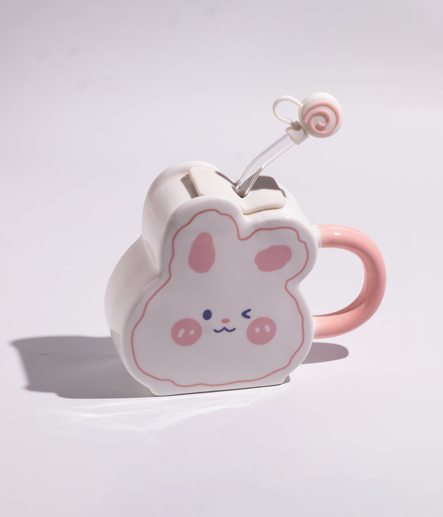 كوب قهوة سيراميك بتصميم وجه الأرنب مع مزاز لسهولة الشرب لون وردي