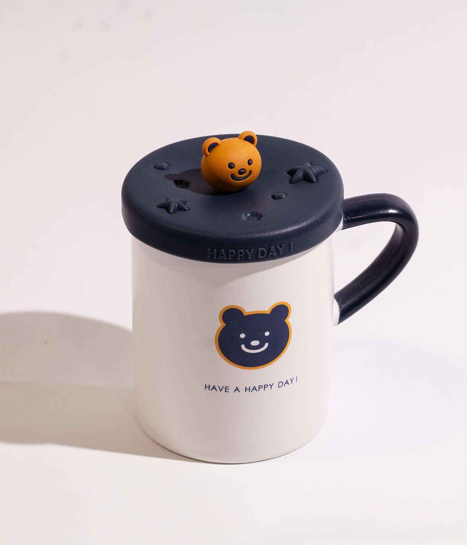 كوب قهوة سيراميك برسمة وجه الدب مع وغطاء بمجسم رأس الدب
