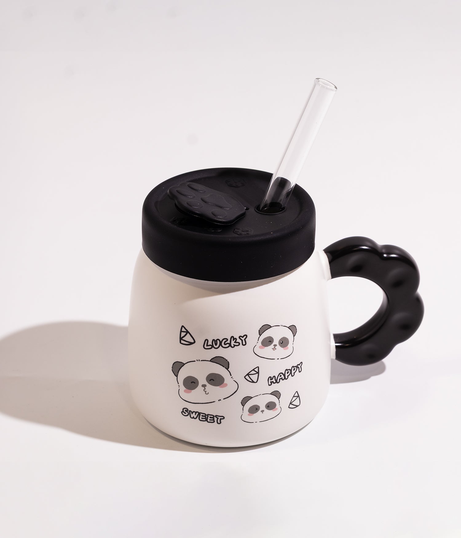 كوب قهوة سيراميك بتصميم باندا لطيف مع غطاء عملي ومزاز