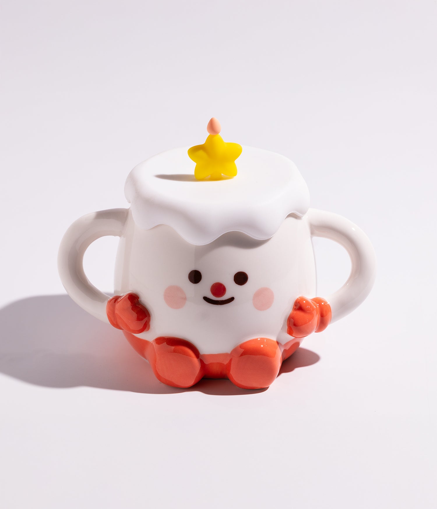 كوب سيراميك بتصميم دب مرح مع غطاء عليه نجمة