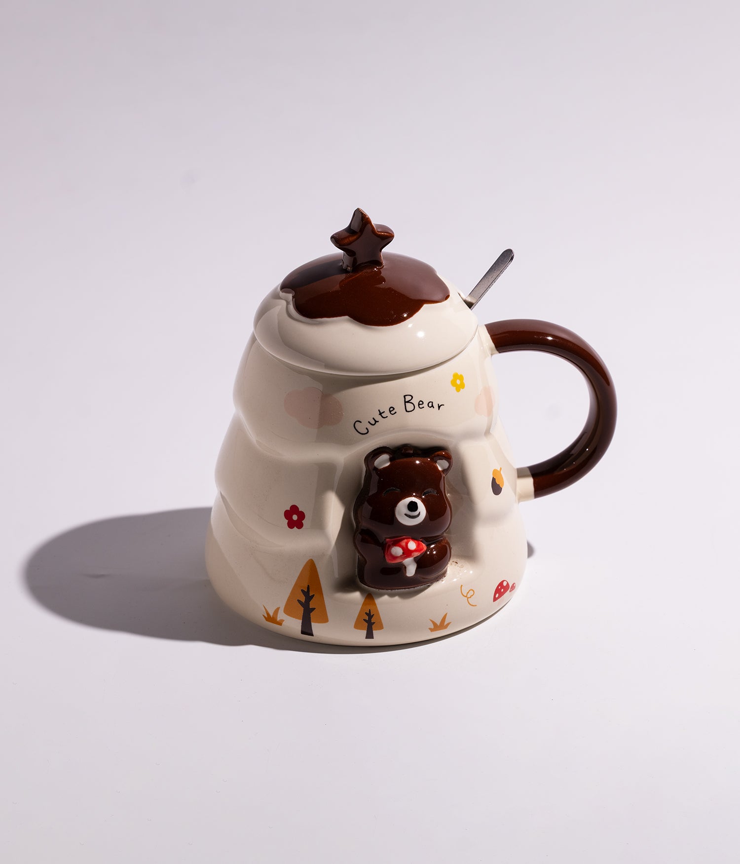 كوب سيراميك بتصميم مجسم دببة في الغابة مع غطاء وملعقة