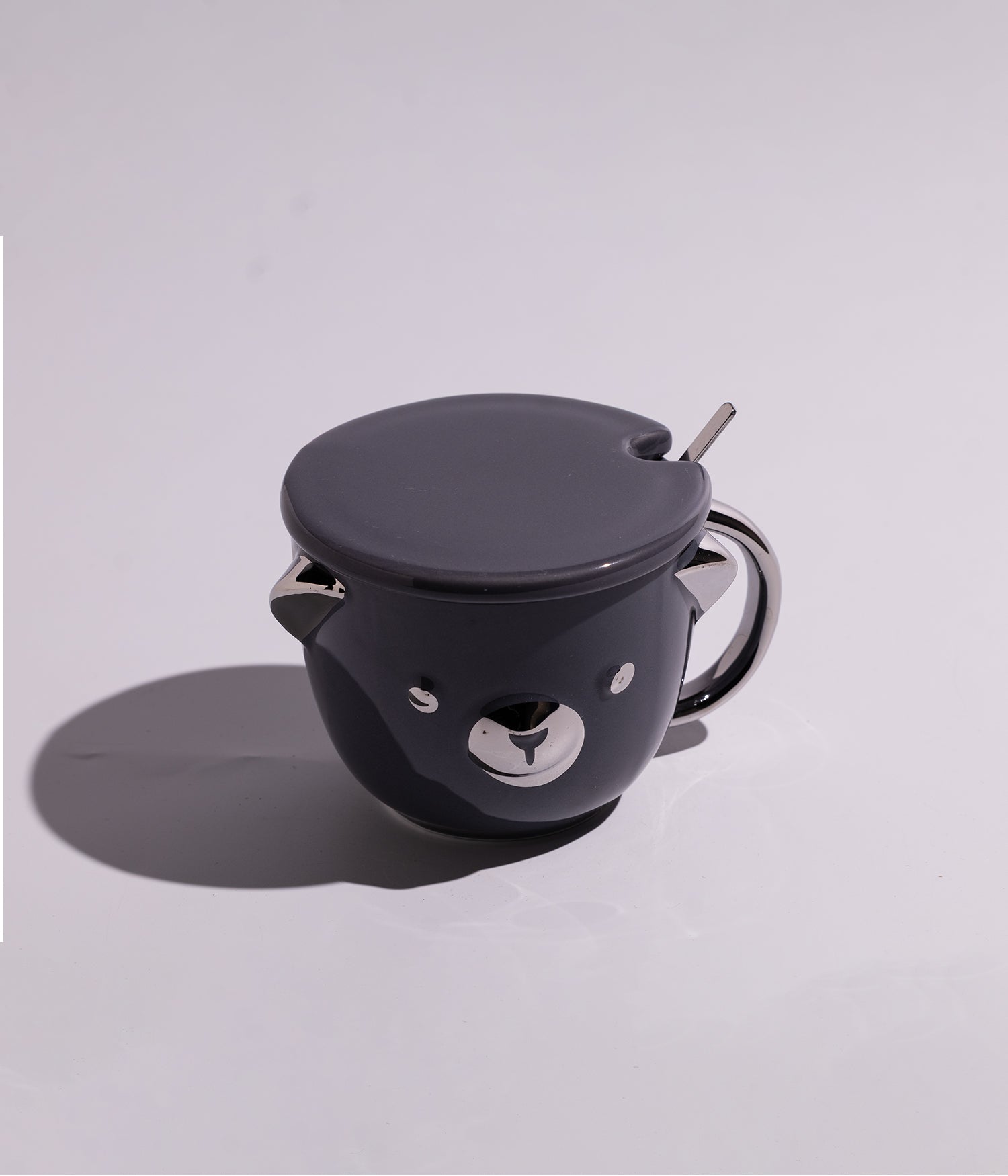 كوب سيراميك بتصميم وجه الدب مع غطاء وملعقة