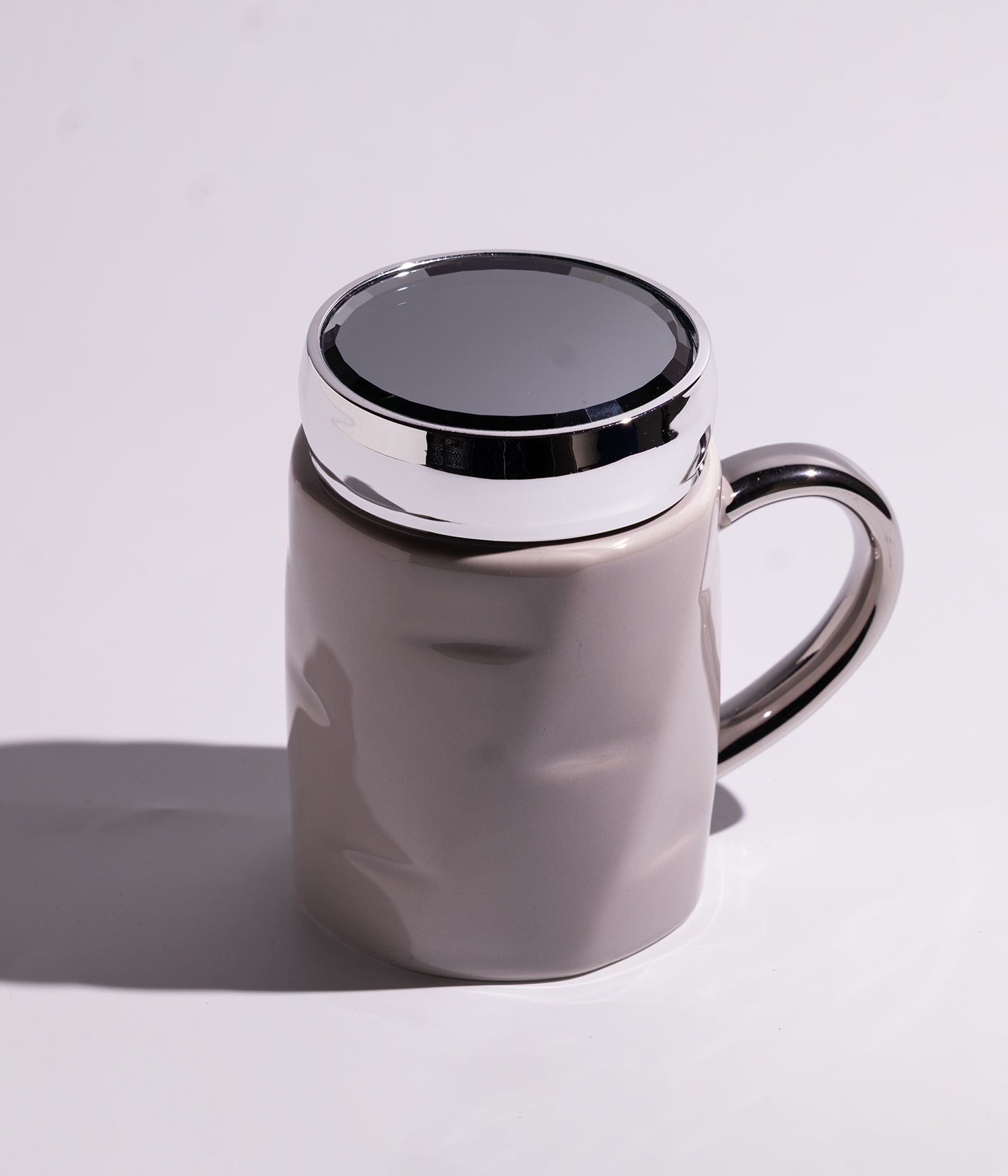 كوب سيراميك سادة بغطاء محكم الاغلاق على شكل مرآة