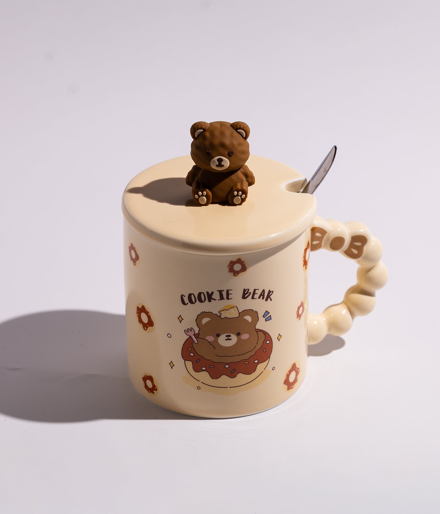كوب قهوة سيراميك بتصميم دببة ومجسم دب على الغطاء مع ملعقة