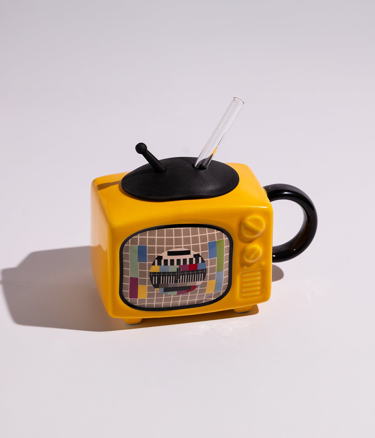 كوب قهوة سيراميك بتصميم تلفزيون قديم مع غطاء ومزاز