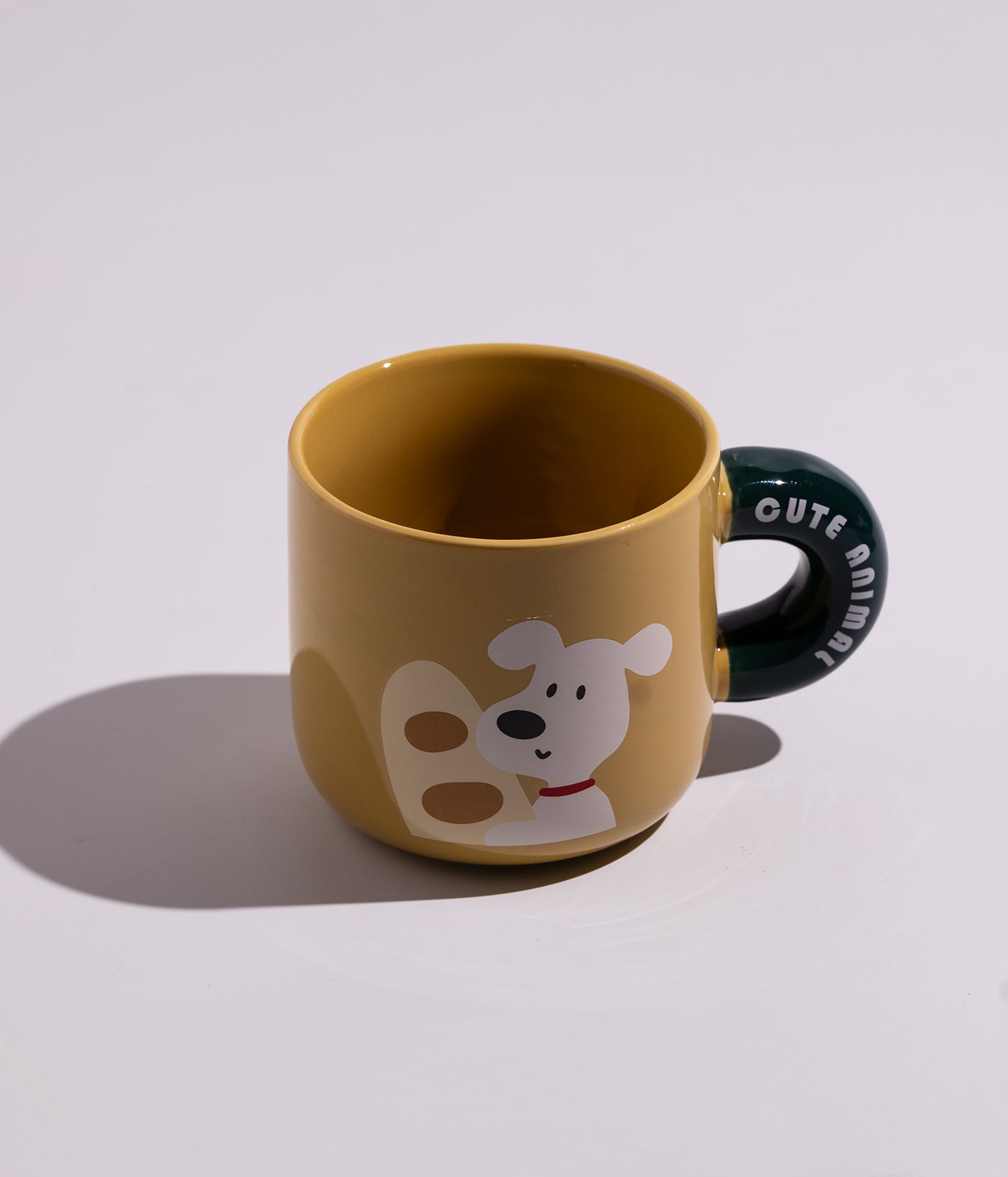 كوب سيراميك برسمة كلب مرح وبتصميم واسع وكبير