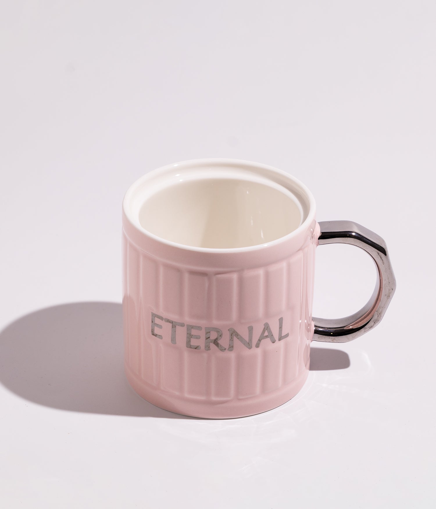 كوب قهوة سيراميك بمجسم دب ميتاليك على الغطاء