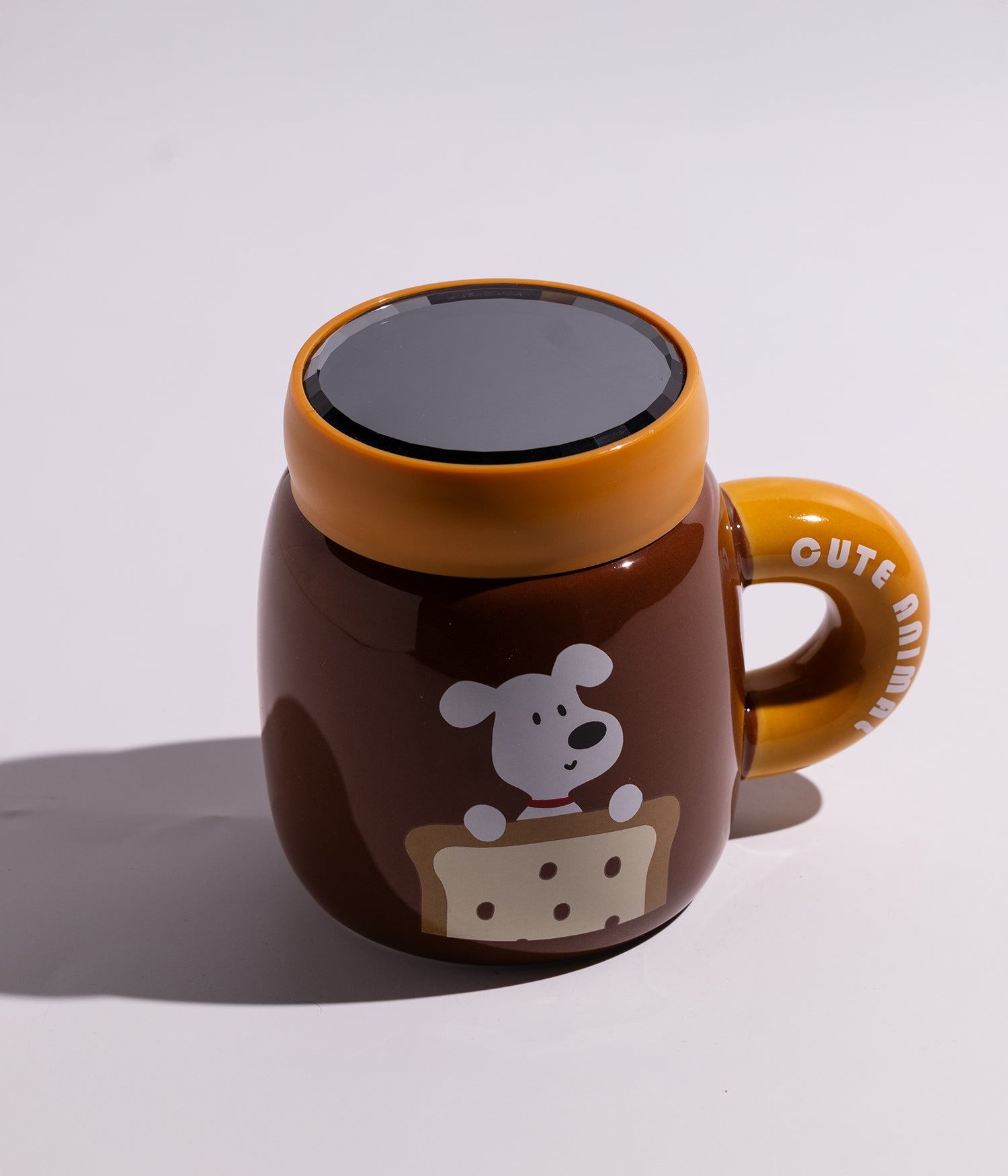 كوب سيراميك بتصميم كلب لطيف مع غطاء محكم الاغلاق لحفظ المشروبات