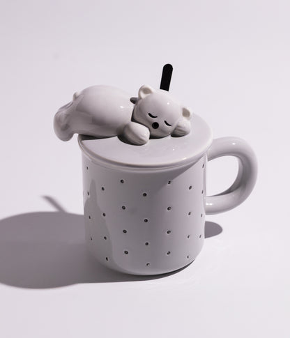 كوب سيراميك منقط بمجسم دب على الغطاء مع ملعقة