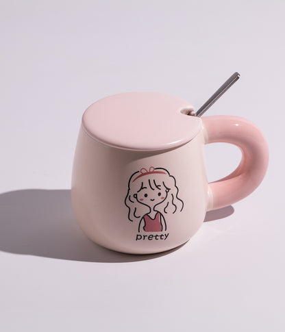 كوب سيراميك بتصميم شخصيات مختلفة وبغطاء وملعقة