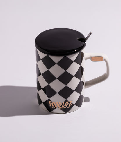 كوب سيراميك بأشكال هندسية مختلفة مع غطاء وملعقة