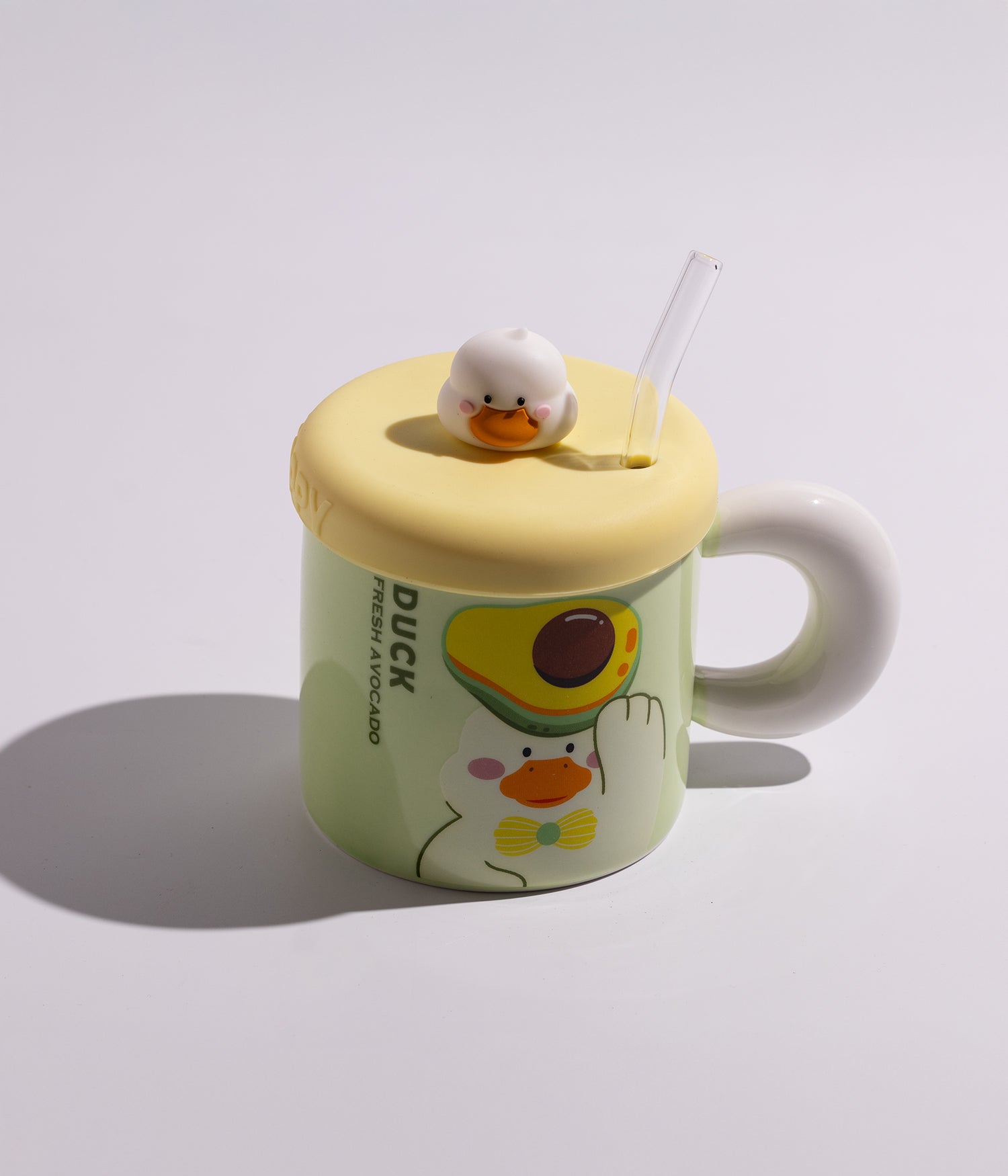 كوب سيراميك بتصميم قطع فواكه مع غطاء ومزاز