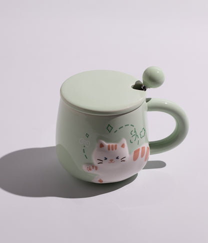 كوب سيراميك برسمة قطة مرحة مع غطاء وملعقة