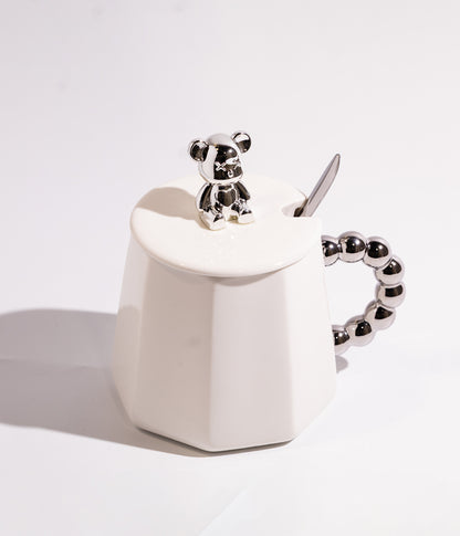 كوب سيراميك بتصميم دب صغير على الغطاء مع ملعقة