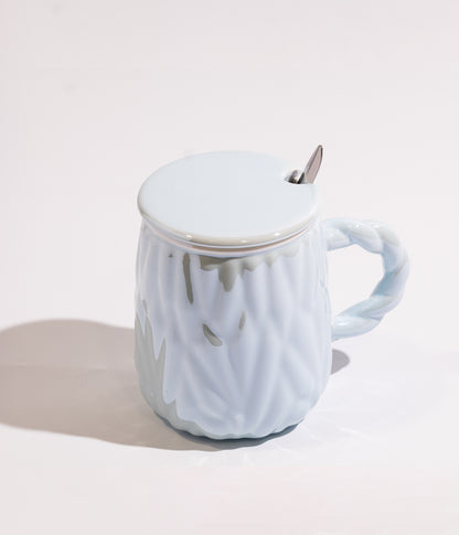 كوب سيراميك بتصميم امواج وبغطاء وملعقة