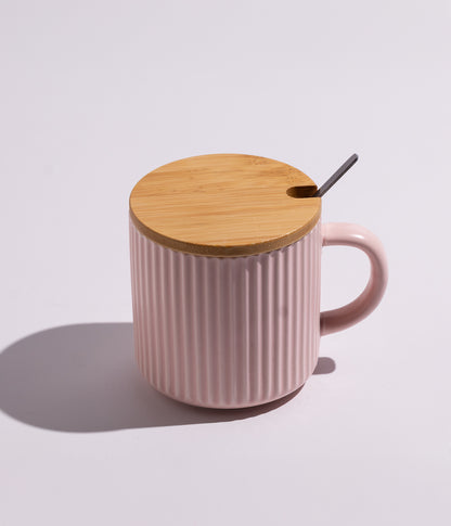 كوب سيراميك بتصميم خطوط مع غطاء خشب وملعقة