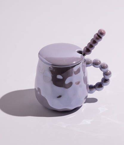 كوب سيراميك بتصميم مقبض فريد مع غطاء وملعقة