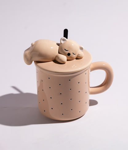 كوب سيراميك منقط بمجسم دب على الغطاء مع ملعقة
