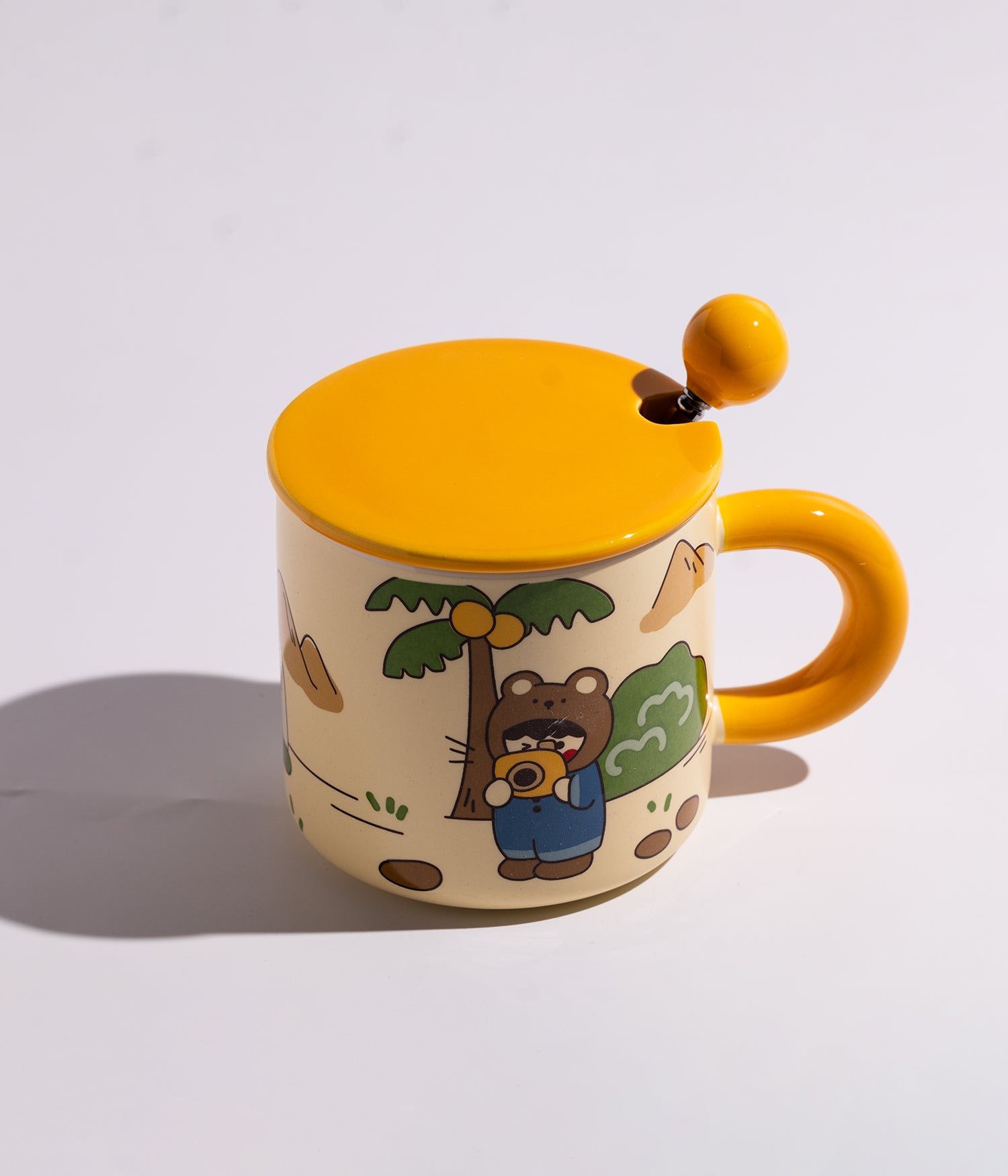 كوب سيراميك بتصميم شخصيات في الغابة مع غطاء وملعقة
