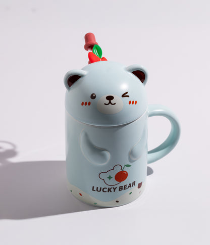 كوب سيراميك بتصميم دب مرح على الغطاء مع مزاز