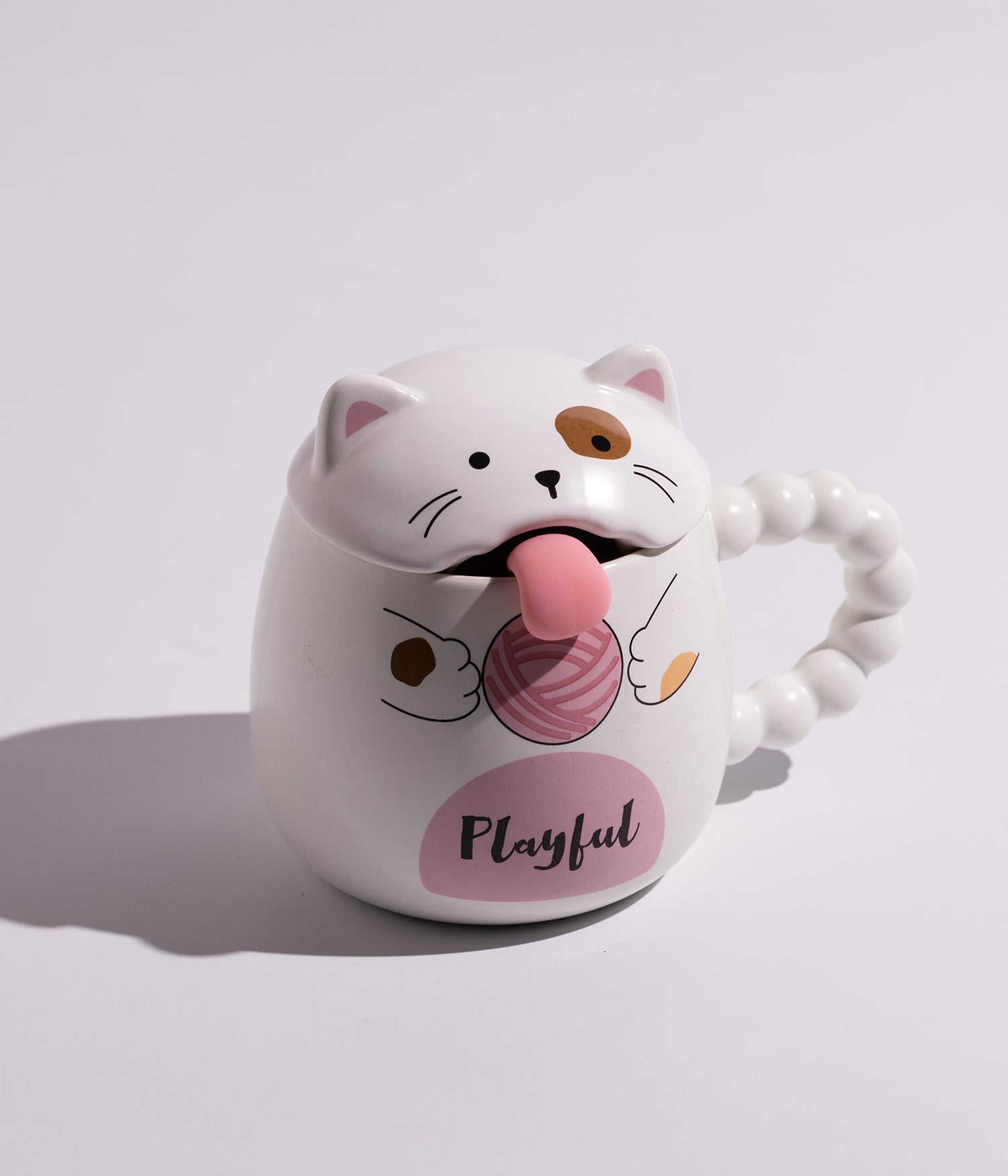 كوب بتصميم قطة مرحة مع غطاء وملعقة على شكل لسان القطة