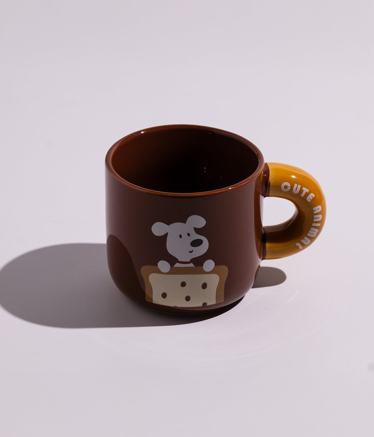 كوب سيراميك برسمة كلب مرح وبتصميم واسع وكبير