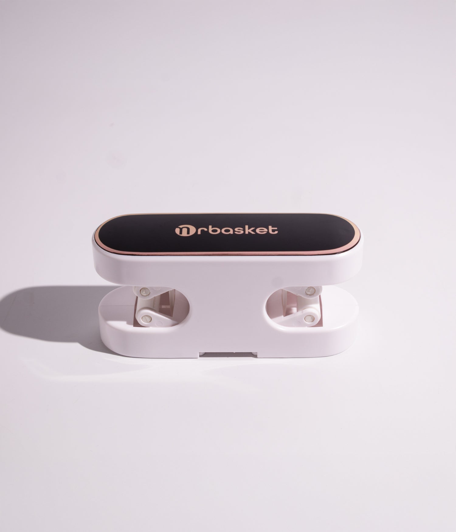 مرباسكيت حامل و منظم ممسحة ومكنسة يثبت على الحائط 