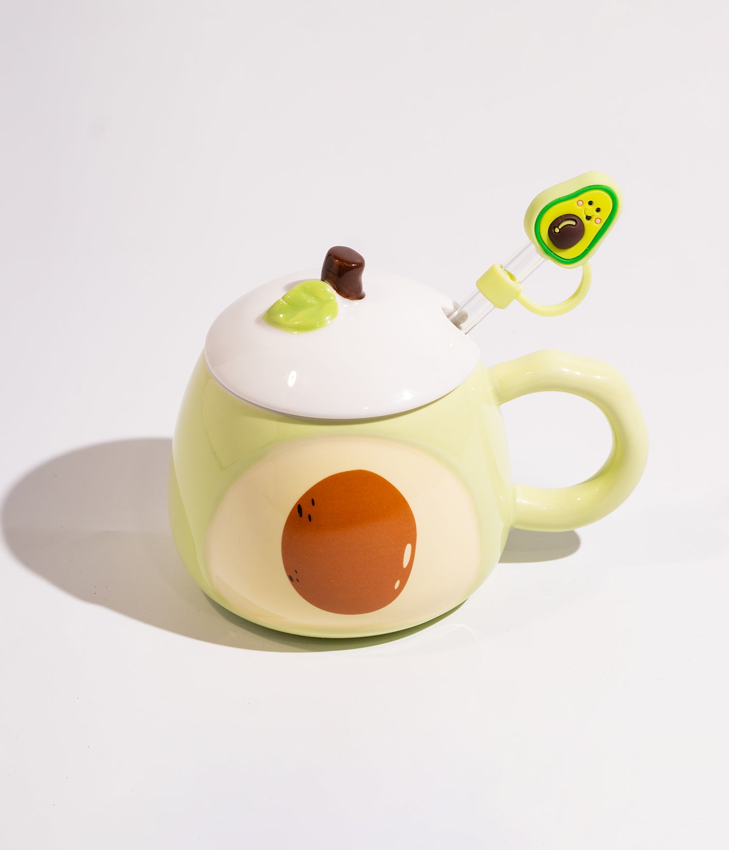 كوب قهوة سيراميك بتصميم أفوكاتو مع غطاء ومزاز لون أخضر