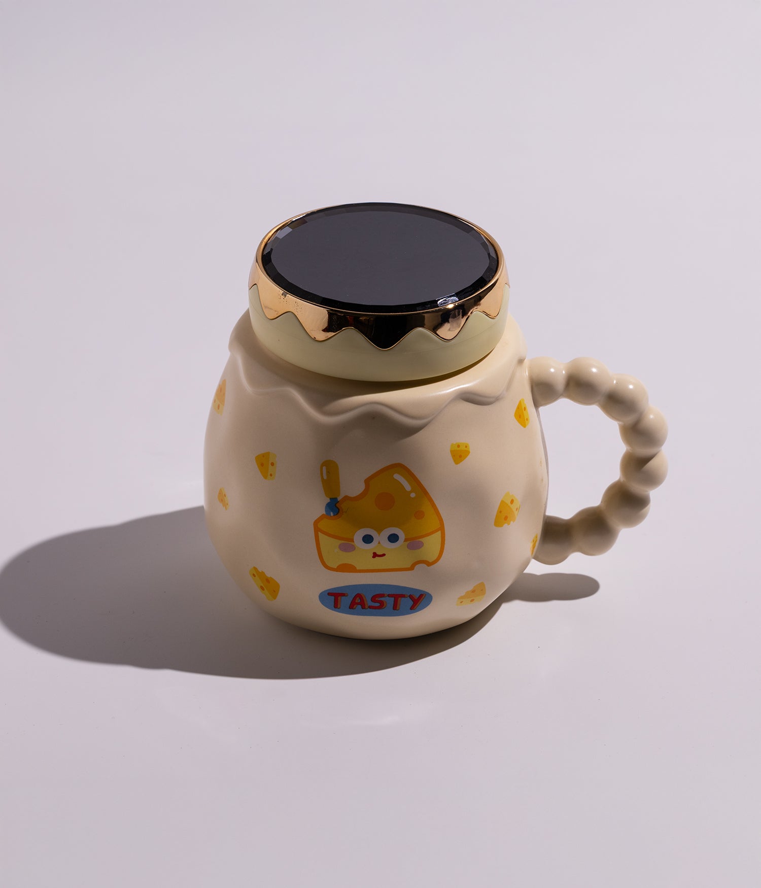 كوب قهوة سيراميك برسومات مأكولات مرحة بنقشة جبن مع غطاء لحفظ المشروبات