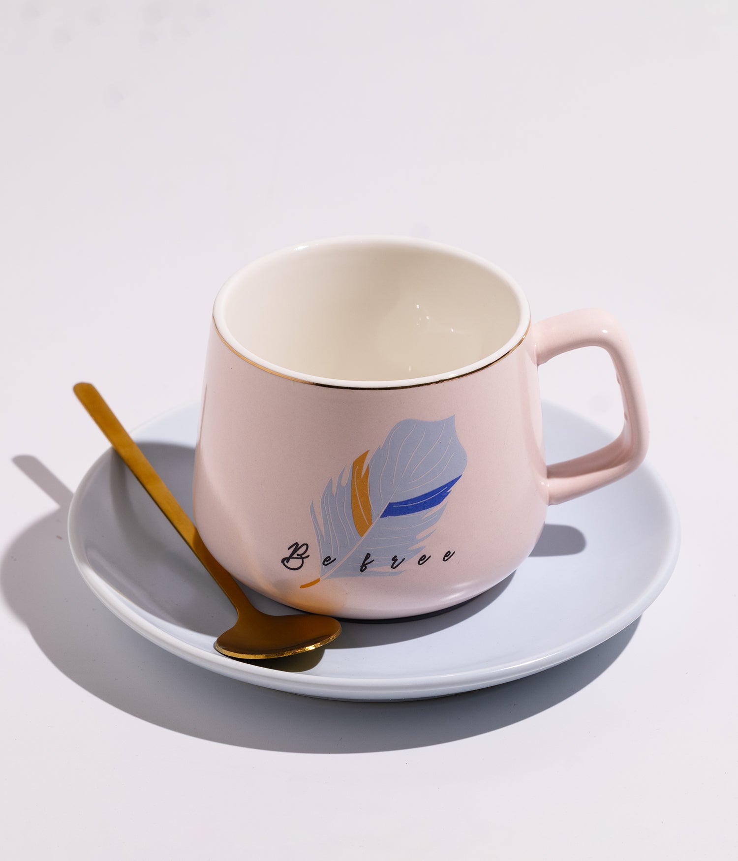 فنجان قهوة وردي سيراميك بعبارات تحفيزية صباحية مع صحن وملعقة