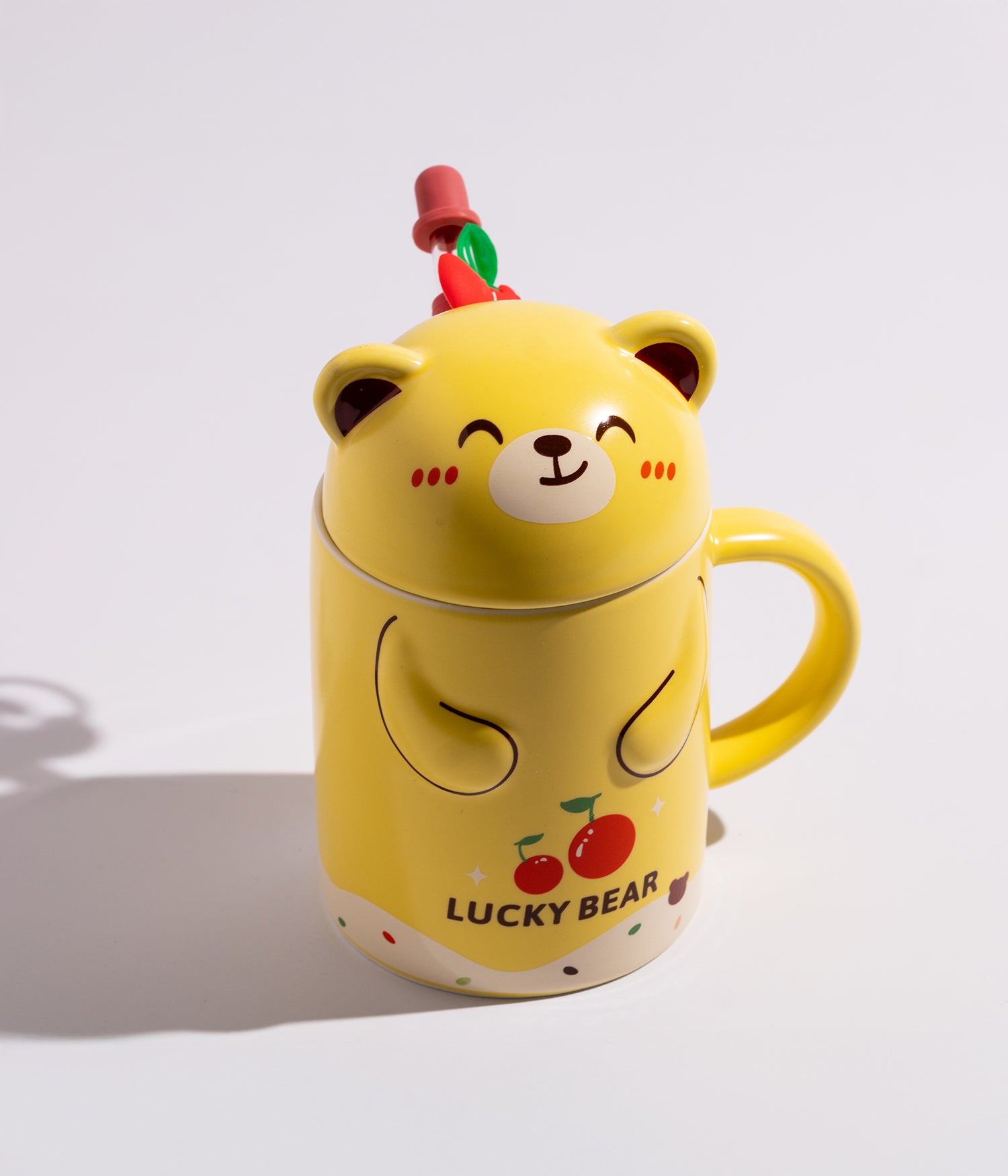 كوب سيراميك بتصميم دب بمشاعر مختلفة على الغطاء مع مزاز لون أصفر