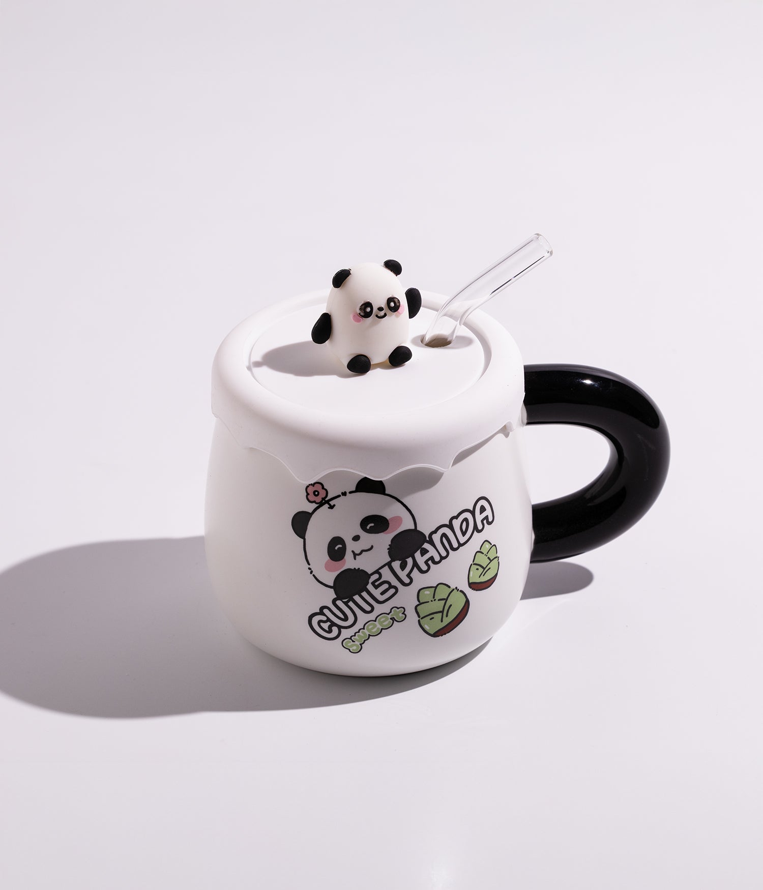 كوب سيراميك بتصميم حيوانات الغابة مع غطاء على شكل باندا ومزاز لسهولة الشرب