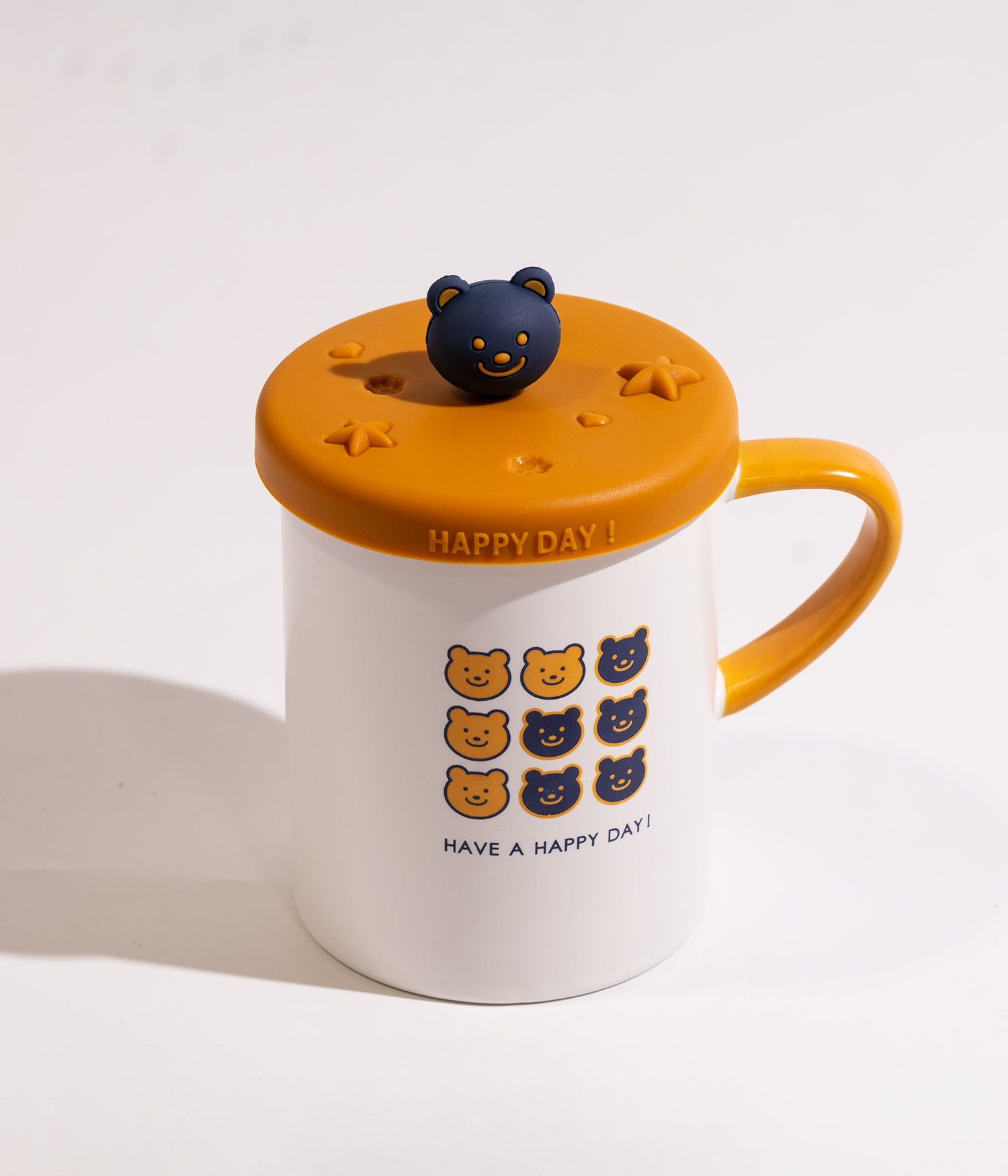 كوب قهوة سيراميك برسمة وجه الدب مع وغطاء بمجسم رأس الدب